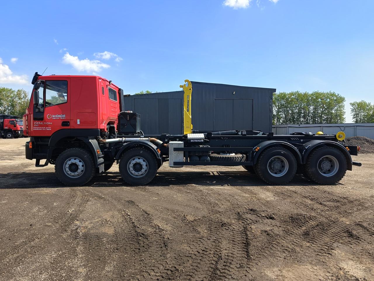 Собственный контейнеровоз в автопарке компании
